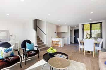 80 Arran Point Parade, Orewa