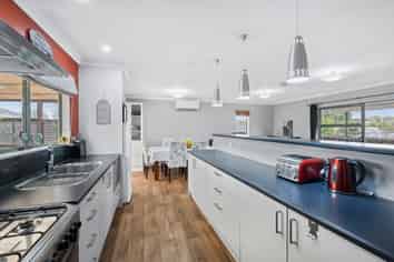 32B Marvon Downs Avenue, Pakuranga