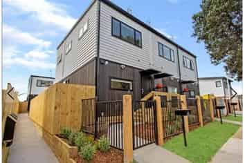 5/3 Rimu Road, Mangere Bridge