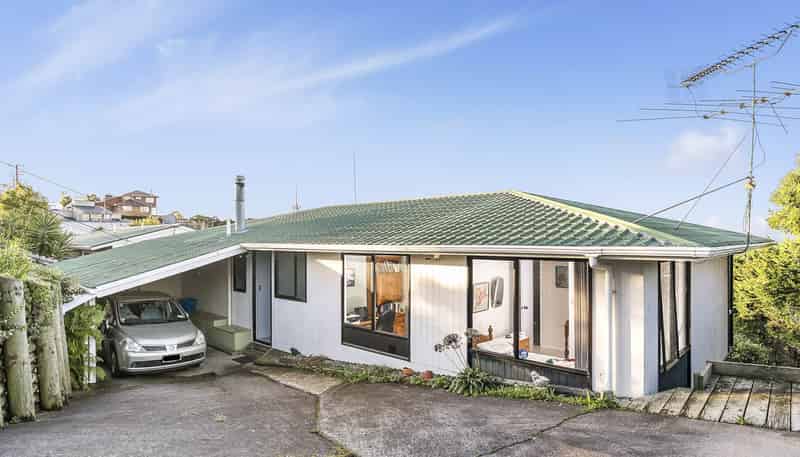 951 East Coast Road, Torbay