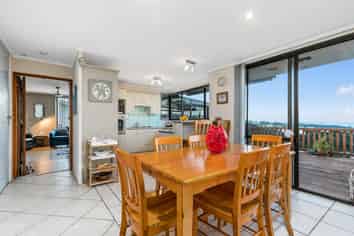 951 East Coast Road, Torbay