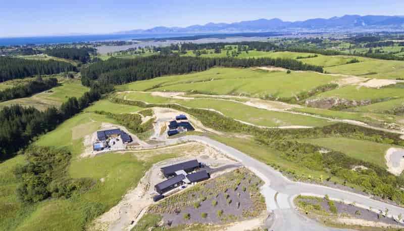Lot 20 &21 Mahana Ridge, 