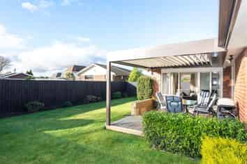 2/14 Bentley Street, Russley