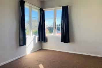 51 Velvet Crescent, Otara