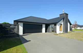 24 Shillingford Boulevard, Rolleston