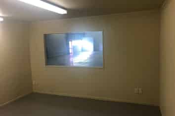 HIGH QUALITY WAREHOUSE, OFFICE, SHOWROOM