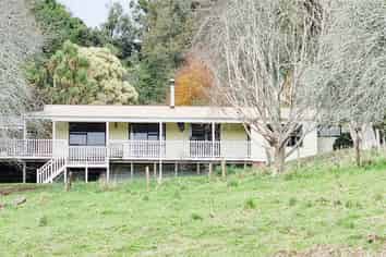 233D Markham Road, Ararimu