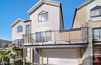 27/172 McLeod Road, Te Atatu South