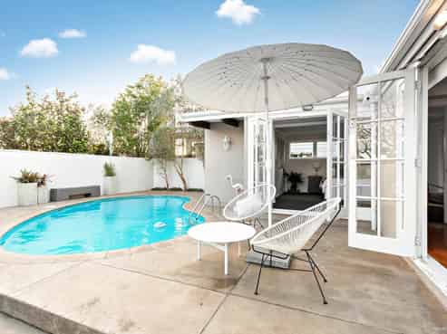 185 Victoria Road, Devonport