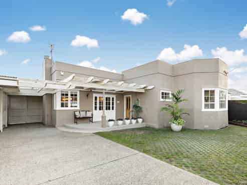 185 Victoria Road, Devonport