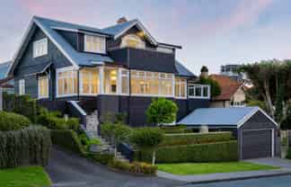 10 Beacholm Road, Takapuna