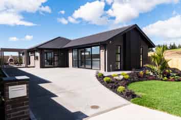  Anne Burton Drive , Warkworth