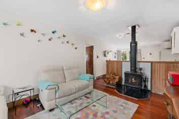 457 Stokes Valley Road, Stokes Valley