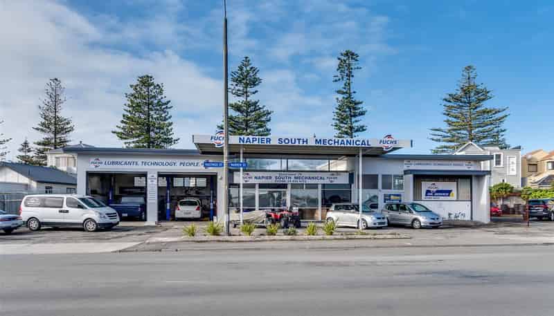 552 Hastings Street, 