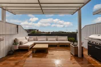 25 Komanawa Lane, Mount Wellington