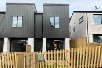 32 Tobruk Road, Panmure