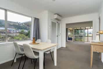 72 Centennial Avenue, Helensburgh