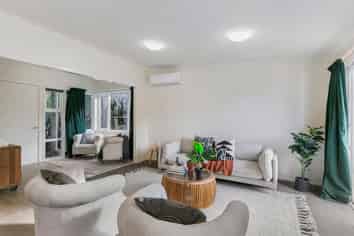 23 Padnell Crescent, Paparangi