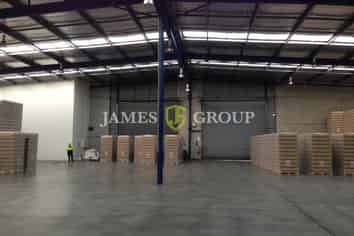 A-Grade Tilt Slab Warehouse Available for Lease