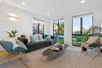 14 San Martin Place, Goodwood Heights