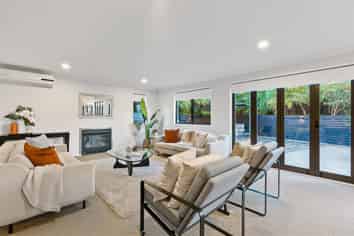 14 San Martin Place, Goodwood Heights