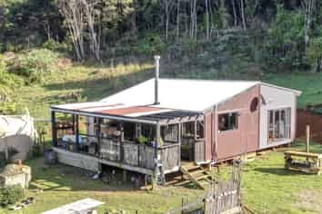 684  Honeymoon Valley Rd, Peria