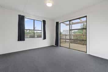 1/151 Great South Road, Drury