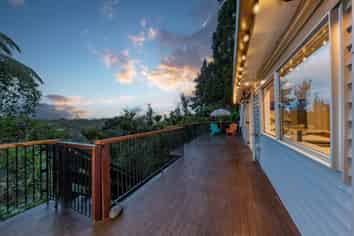 14 Tainui Road, Titirangi