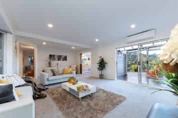 14 Tainui Road, Titirangi