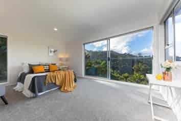 14 Tainui Road, Titirangi