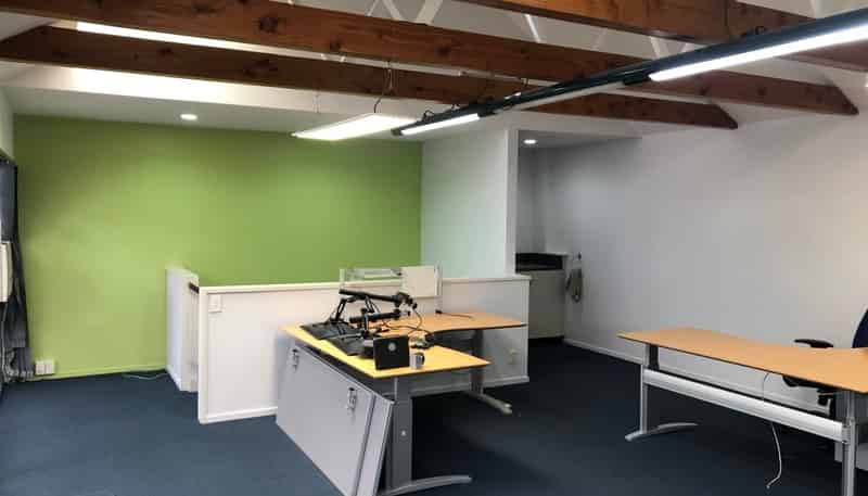 2/142 Ferry Road, Waltham