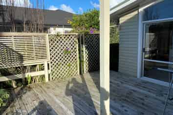 22 Doment Crescent, Orewa