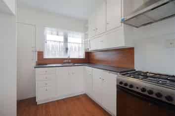 3/477 Mt Albert Road, Three Kings