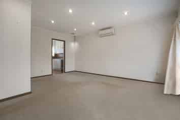 3/477 Mt Albert Road, Three Kings