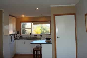 8/16 Lancing Road, Mount Eden