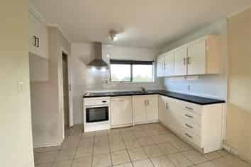 13 Athens Road, Onehunga