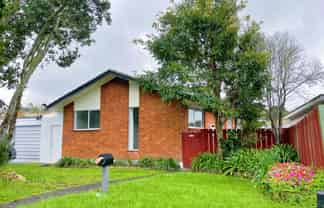 2/82 Moore Street, Hillcrest