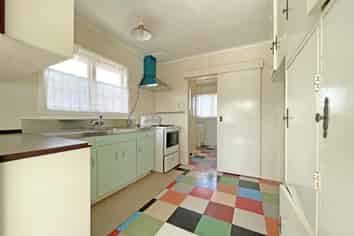 75 Larnoch Road, Henderson