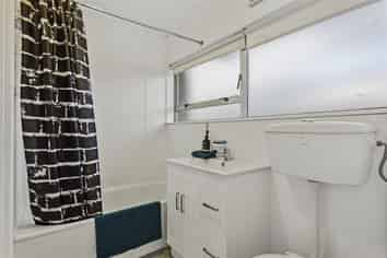 5/23B Western Springs Road, Western Springs