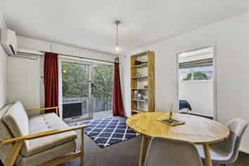 5/23B Western Springs Road, Western Springs