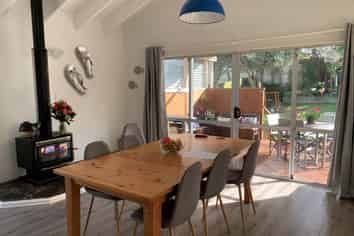 8 Wiriana Place, Stanmore Bay