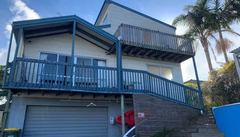 8 Wiriana Place, Stanmore Bay