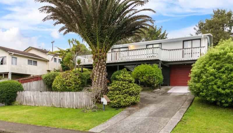 84 Captain Scott Road, Glen Eden