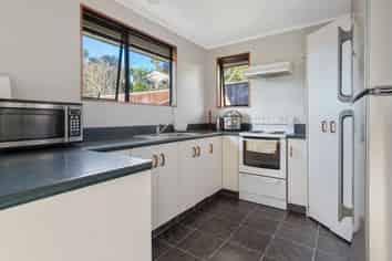 10d Piko Street, Toi Toi