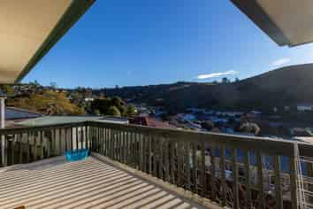 10d Piko Street, Toi Toi