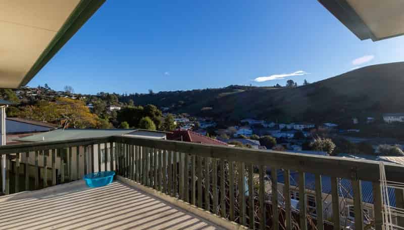 10d Piko Street, Toi Toi