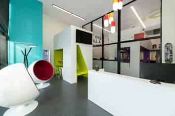 High spec warehouse and office - Prime location 