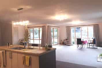 9B Burnt Hill Road, Oxford