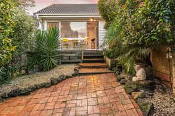 2/44 Arthur Street, Ellerslie