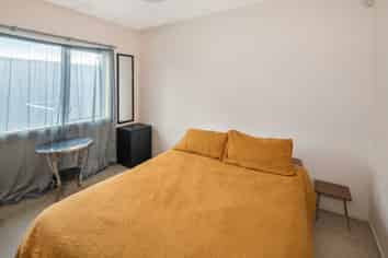 8/4 Ross Street, Kilbirnie